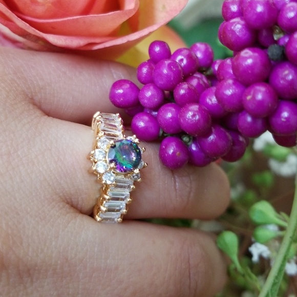 - Elegant Yellow gold litmus stone - Picture 8 of 8